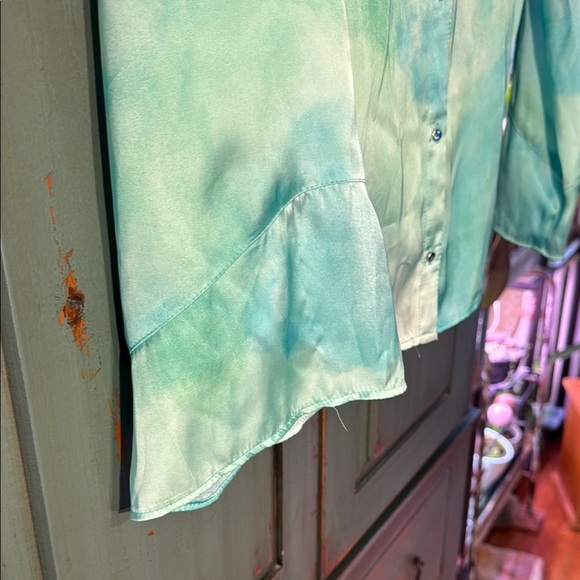 Beautiful ZARA Aqua and White Button-Up Blouse with Bell Sleeves - Picture 5 of 9